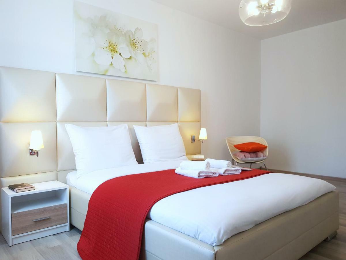 Warsaw Royal Stay Aleja Jana Pawla II エクステリア 写真